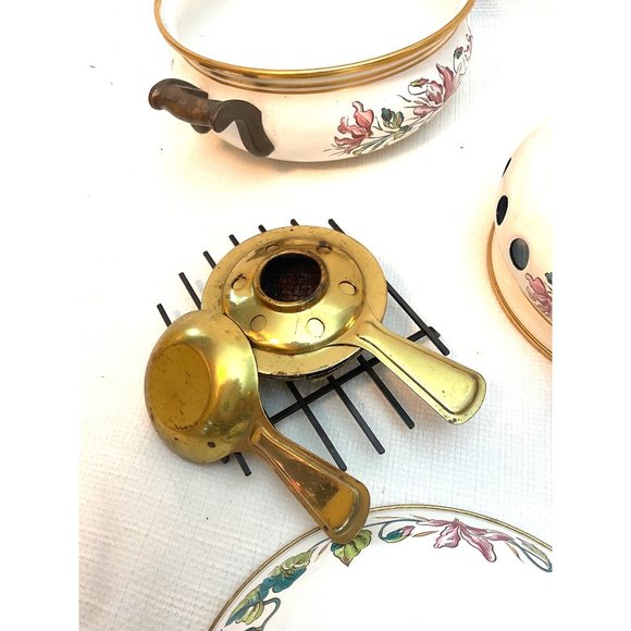 Vintage Fondue Pot With Burner Beautiful Floral Pattern Collectable Enamelware - Picture 7 of 15